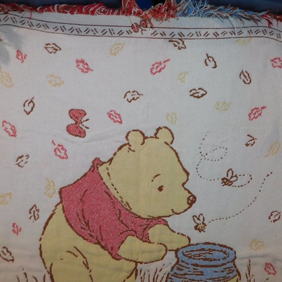 VTG Disney Winnie the Pooh Woven Tapestry Throw Blanket Fringed Fall  30" x 43 - Picture 6 of 7